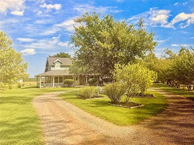 2284 Mitchell Road, Krum TX 76249 - Photo 2