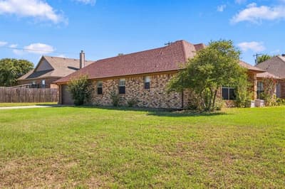 1015 Shelly Drive, Keene TX 76031 - Photo 3