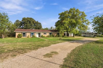 12201 Old China Spring Road, Waco TX 76708 - Photo 3