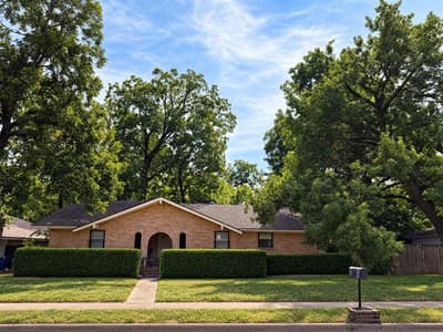 424 Lakewood Drive, DeSoto TX 75115