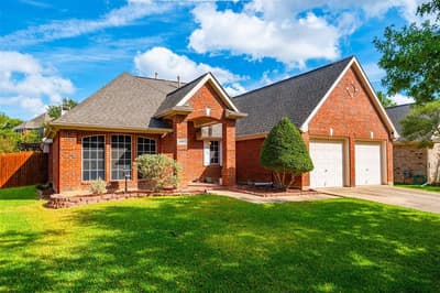 5457 Navajo Bridge Trail, Fort Worth TX 76137
