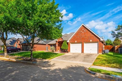 5457 Navajo Bridge Trail, Fort Worth TX 76137 - Photo 4