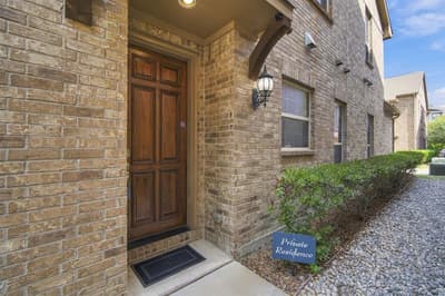 931 Whitehall Drive, Richardson TX 75081 - Photo 2