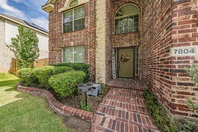 7804 Stansfield Drive, Fort Worth TX 76137 - Photo 2