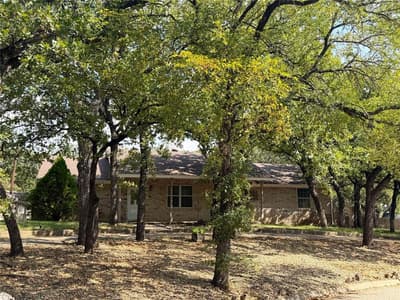 6628 Chilton Drive, North Richland Hills TX 76182 - Photo 2