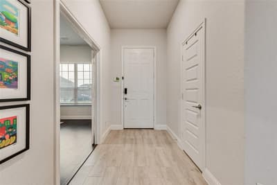 812 Stamford Avenue, Arlington TX 76002 - Photo 5