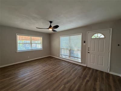 811 N Grant Drive, Sherman TX 75092 - Photo 2