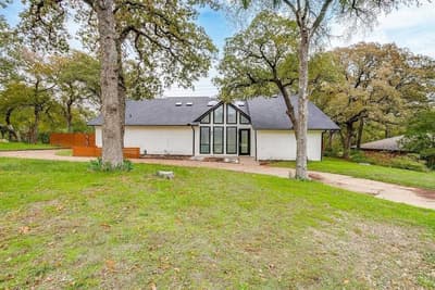 2306 Cypress Drive, Grand Prairie TX 75050