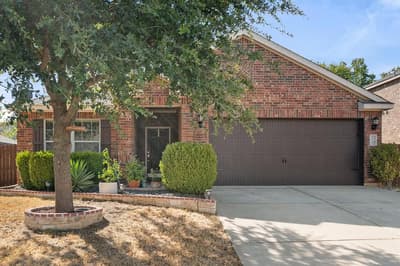 1008 Primrose Drive, Sanger TX 76266 - Photo 2