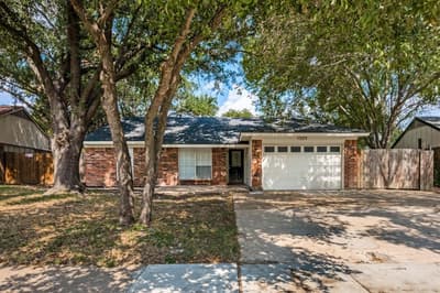 1509 Caplin Drive, Arlington TX 76018