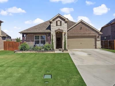 804 Sweeping Butte Drive, Fort Worth TX 76052