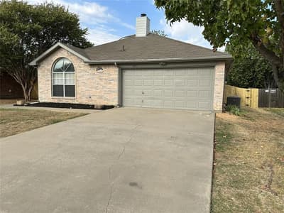 1409 Misty Meadow Drive, Midlothian TX 76065 - Photo 2