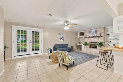 1111 Elmwood Street, Gainesville TX 76240 - Photo 4
