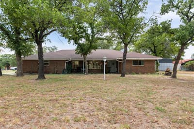 214 De La Cruz Street, Weatherford TX 76085