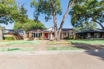 8419 Bocowood Drive, Dallas TX 75228 - Photo 3