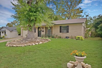 1258 Hidden Valley Drive, Dallas TX 75241 - Photo 2