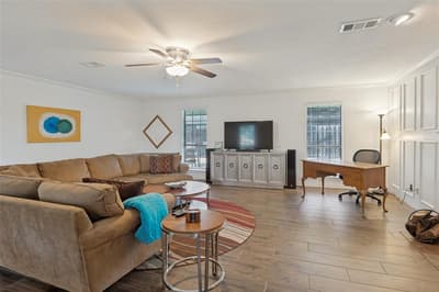 2617 Still Meadow Road, Irving TX 75060 - Photo 5