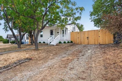 2913 Wesleyan Drive S, Fort Worth TX 76105 - Photo 3