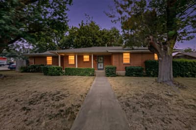 101 Spinner Circle, DeSoto TX 75115