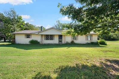 2920 County Road 531, Burleson TX 76028