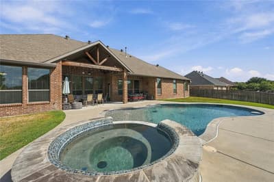 317 Covington Lane, Ovilla TX 75154 - Photo 2
