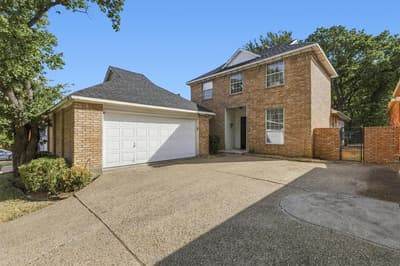 800 Crest Ridge Drive, Irving TX 75061
