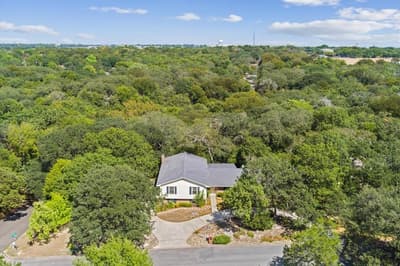435 ELMWOOD Road, Woodway TX 76712 - Photo 2