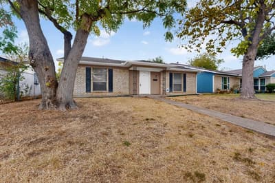 9839 Glengreen Drive, Dallas TX 75217 - Photo 4