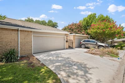 2706 Creek Wood Court, Carrollton TX 75006 - Photo 2