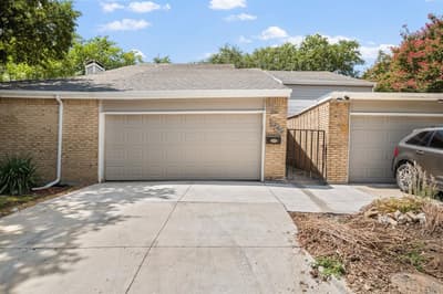 2706 Creek Wood Court, Carrollton TX 75006