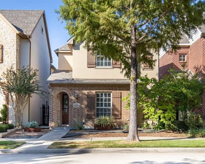 2209 Longwood Drive, Carrollton TX 75010