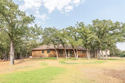 53 Country Club Court, Nocona TX 76255 - Photo 2
