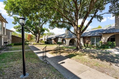 9658 Bryson Drive, Dallas TX 75238 - Photo 3