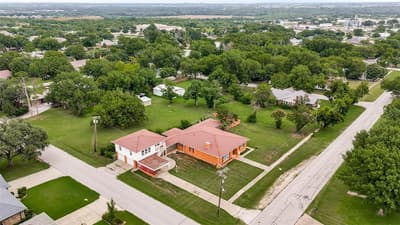 618 W 5th Street, Justin TX 76247