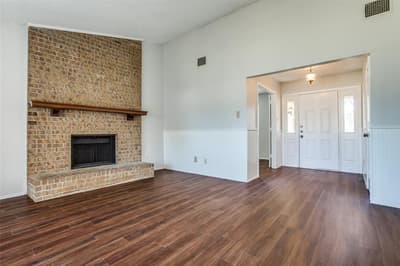 219 Southerland Avenue, Mesquite TX 75150 - Photo 4