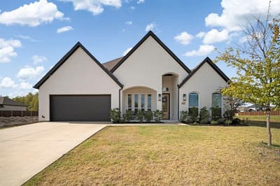648 Red Maple Road, Waxahachie TX 75165