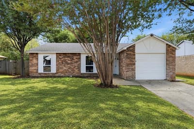 3817 Longmeadow Way, Fort Worth TX 76133