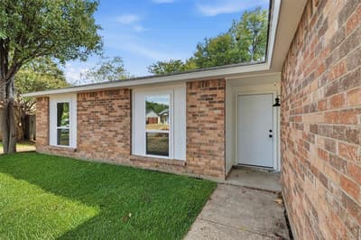 3817 Longmeadow Way, Fort Worth TX 76133 - Photo 4