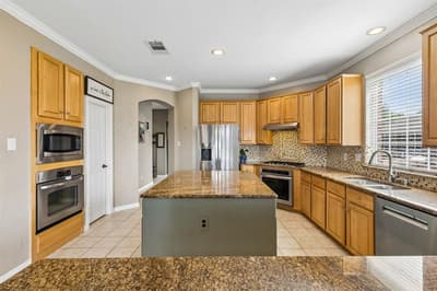 35 Creekside Drive, Trophy Club TX 76262 - Photo 3
