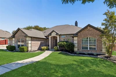 1208 Saddle Trail, Willow Park TX 76087 - Photo 2
