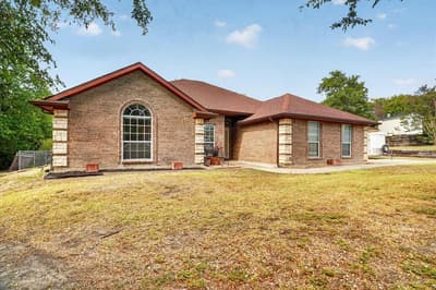 6608 Silver Oak Lane, Fort Worth TX 76135 - Photo 4