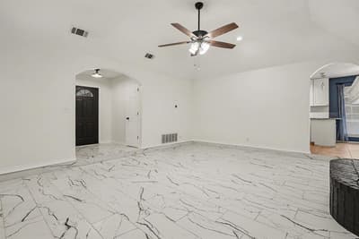 937 Jessica Drive, Burleson TX 76028 - Photo 5