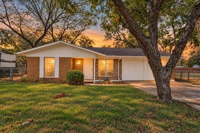 511 N Cherry Street, Aubrey TX 76227