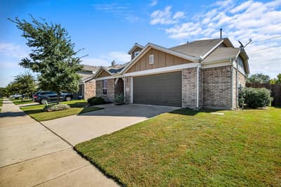 1105 Freesia Drive, Little Elm TX 75068 - Photo 2