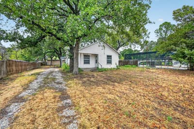 3009 Caddo Trail, Lake Worth TX 76135