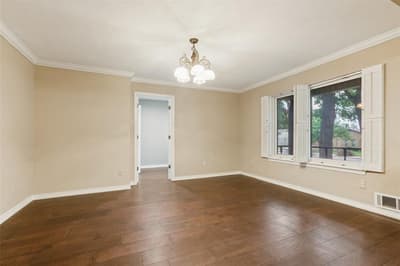 9433 Meadowknoll Drive, Dallas TX 75243 - Photo 3