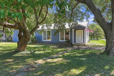 2530 W Elm Street, Denison TX 75020 - Photo 3