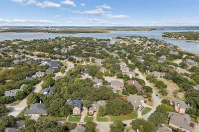 2865 Woodhollow Drive, Highland Village TX 75077 - Photo 3