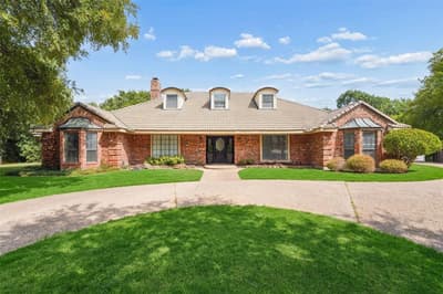 803 Green Tree Court, Duncanville TX 75137