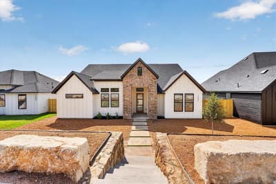 1644 W Wintergreen Road, Lancaster TX 75134 - Photo 5